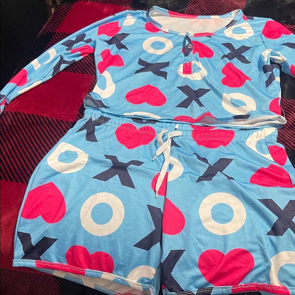 Women's Blue Heart and Circle Pajama Set